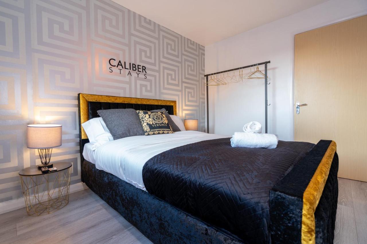Caliber Stays Birmingham Bliss - Medusa Suite Apartments - Central 2-Bed Retreat - City Attractions, Sleeps 4, Free Netflix, Nearby Parking & Close Proximity - Bullring, Grand Central, The Cube - 5 Minutes Walk Exterior foto