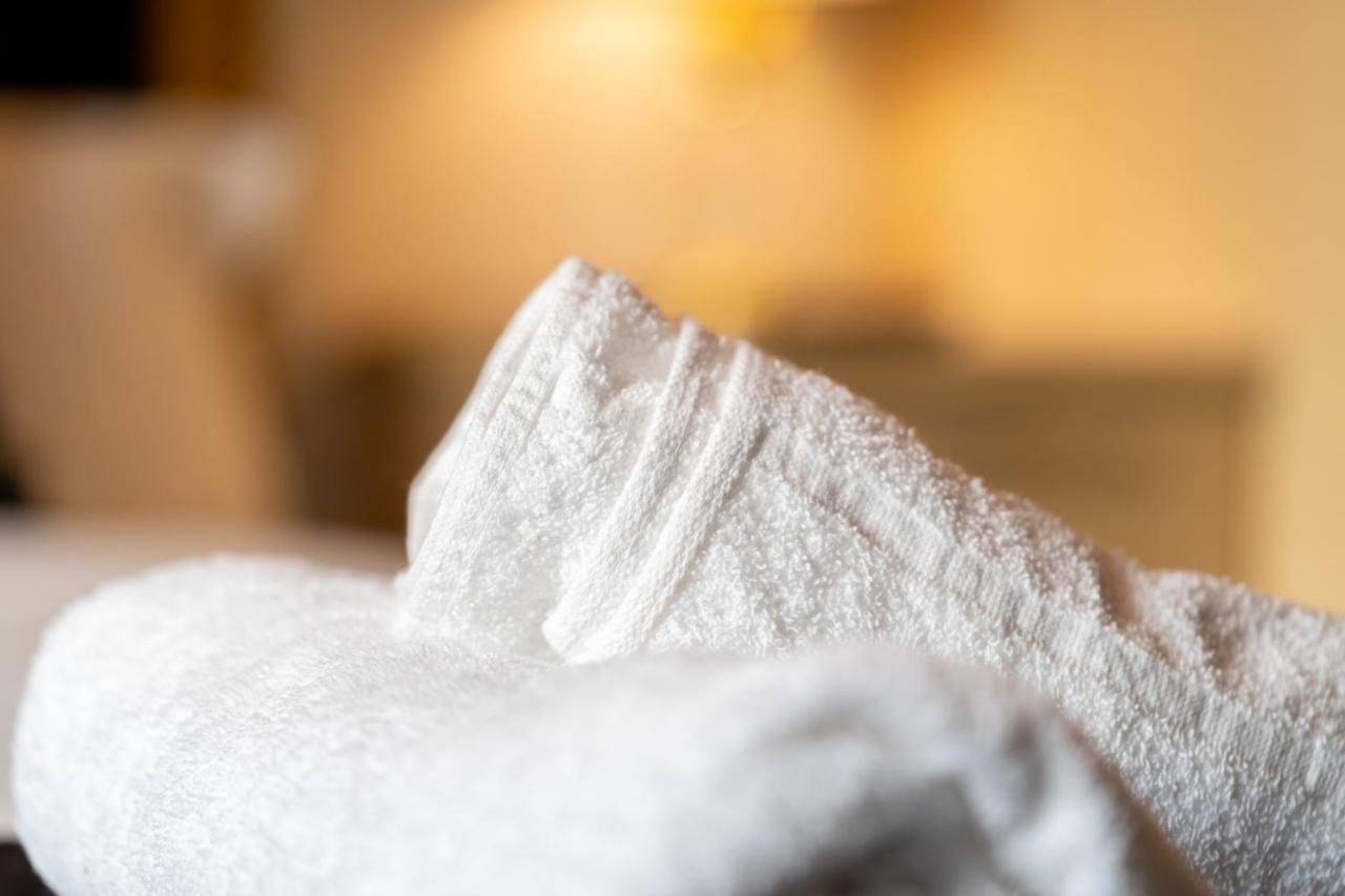 Caliber Stays Birmingham Bliss - Medusa Suite Apartments - Central 2-Bed Retreat - City Attractions, Sleeps 4, Free Netflix, Nearby Parking & Close Proximity - Bullring, Grand Central, The Cube - 5 Minutes Walk Exterior foto